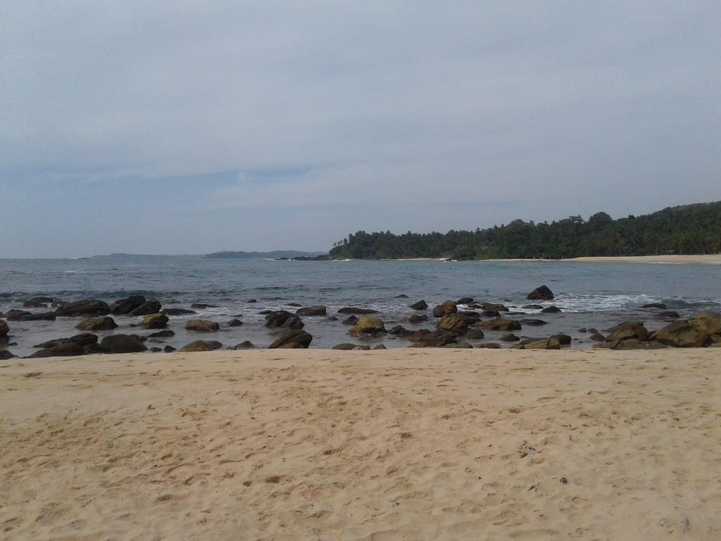 Sea Breeze Garden Hotell Tangalle Eksteriør bilde